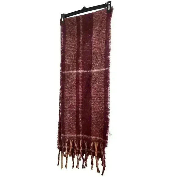 ANA Scarf Wine Plaid JCP NEW W‎ Tags 14" wide and 40" long - Picture 1 of 6